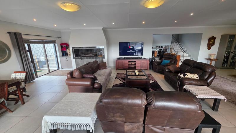 3 Bedroom Property for Sale in Seemeeu Park Western Cape